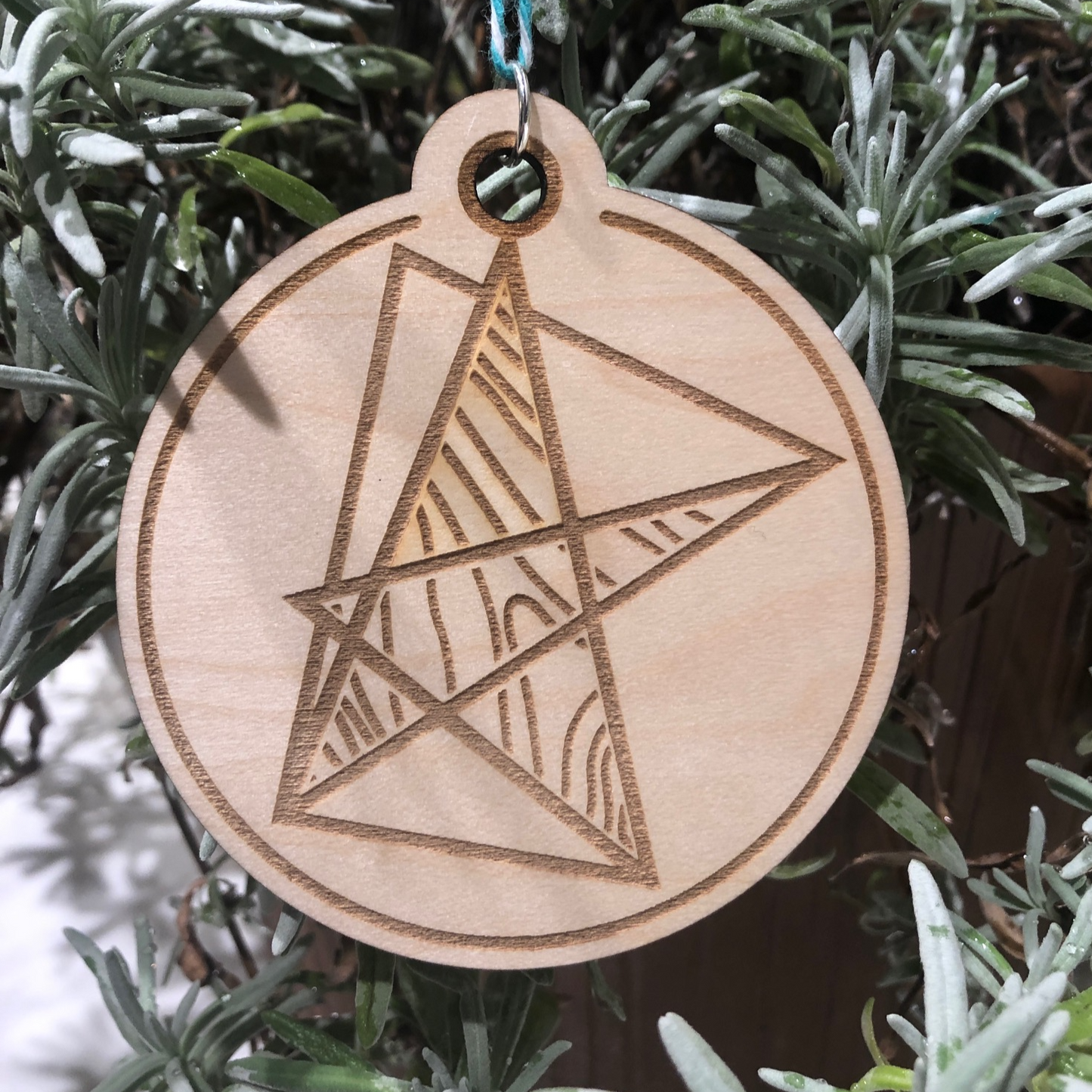 MN Christmas Market Ornament